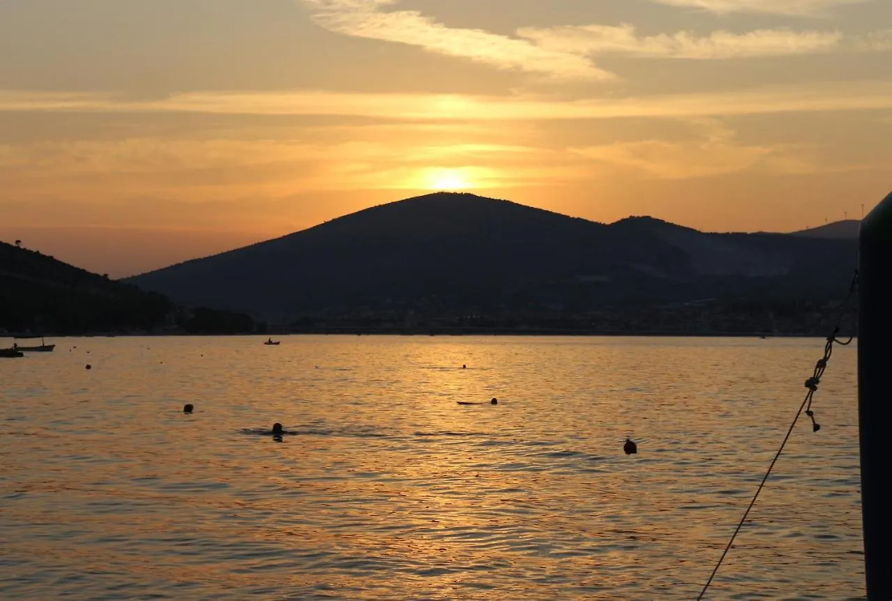 Apartment Klaric Trogir
